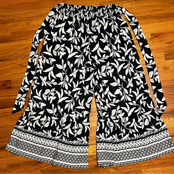 Size M Grace Karin Navy & white floral pull-on palazzo pants & tie waist. - Picture 2 of 6